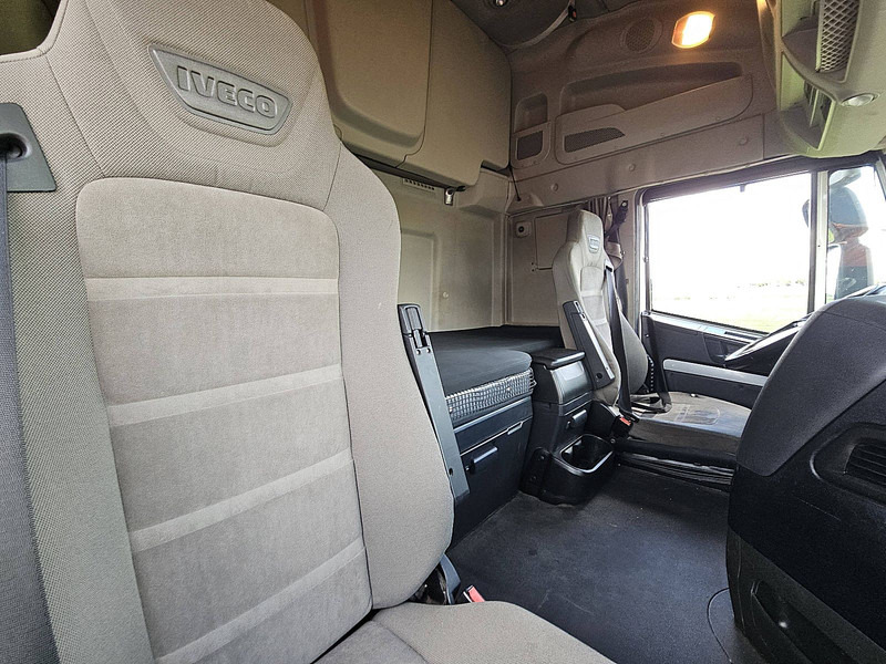 Iveco AS440S40 STRALIS LNG - crédit-bail Iveco AS440S40 STRALIS LNG: photos 14