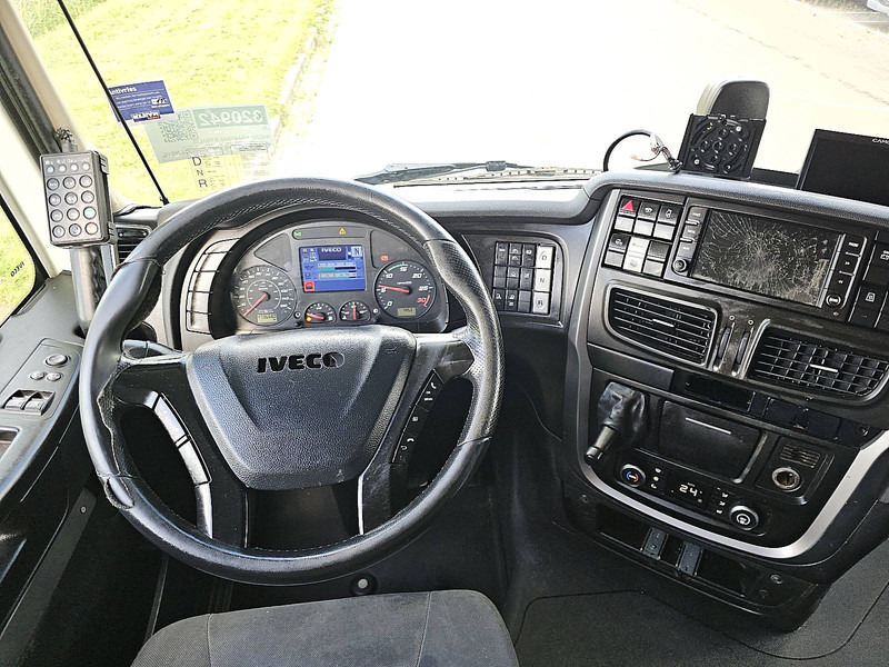 Iveco AS440S40 STRALIS LNG - crédit-bail Iveco AS440S40 STRALIS LNG: photos 8