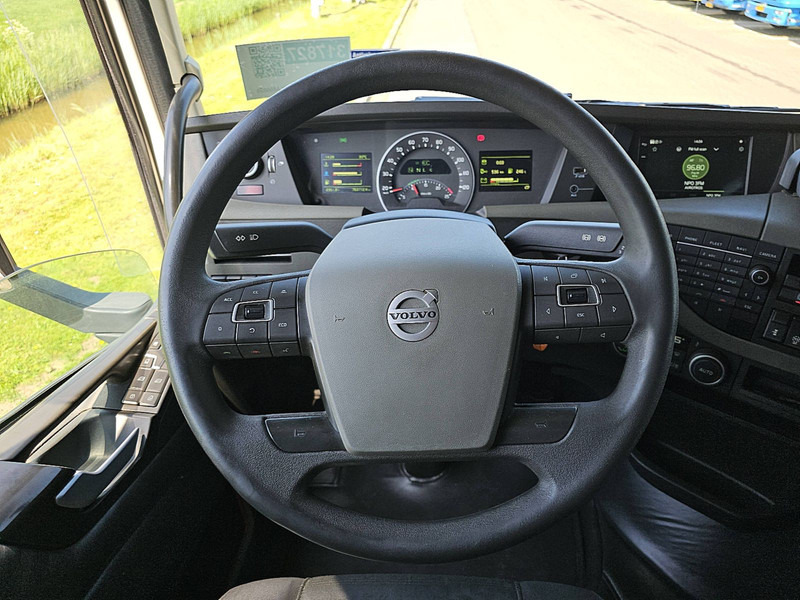 Tracteur routier Volvo FH 500 XL 2X TANK SKIRTS: photos 10