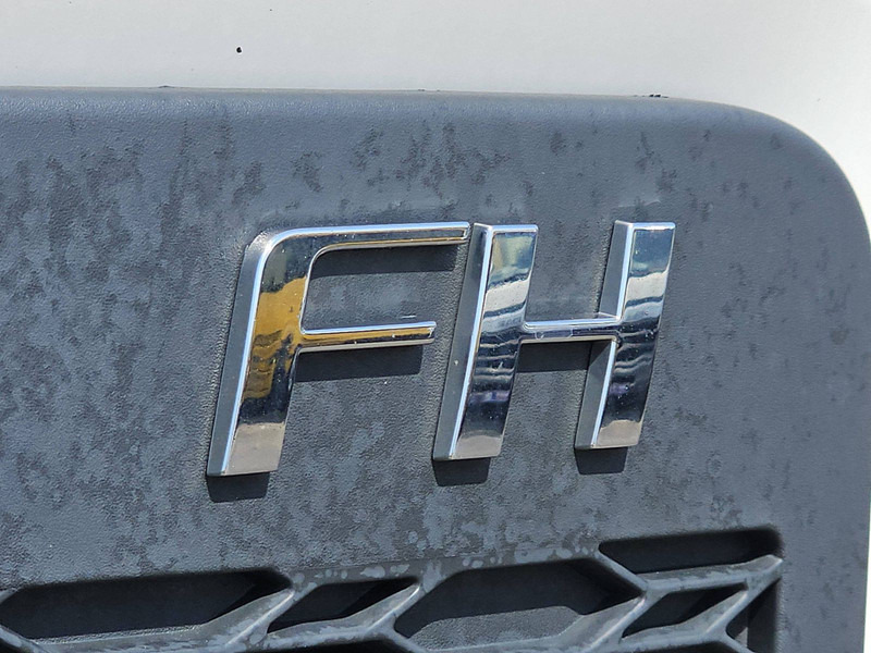 Tracteur routier Volvo FH 500 XL 2X TANK SKIRTS: photos 17