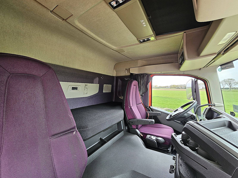 Tracteur routier Volvo FM 430: photos 14 Tracteur routier Volvo FM 430: photos 14