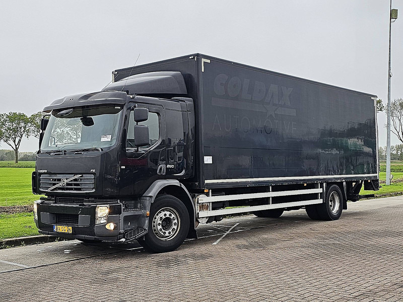 Volvo FE 250.18 - Camion fourgon: photos 2 Volvo FE 250.18 - Camion fourgon: photos 2