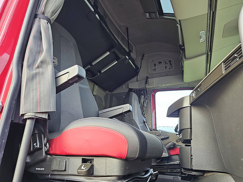 Volvo FH 500 XL BDF+BOX LIFT - crédit-bail Volvo FH 500 XL BDF+BOX LIFT: photos 7 Volvo FH 500 XL BDF+BOX LIFT - crédit-bail Volvo FH 500 XL BDF+BOX LIFT: photos 7