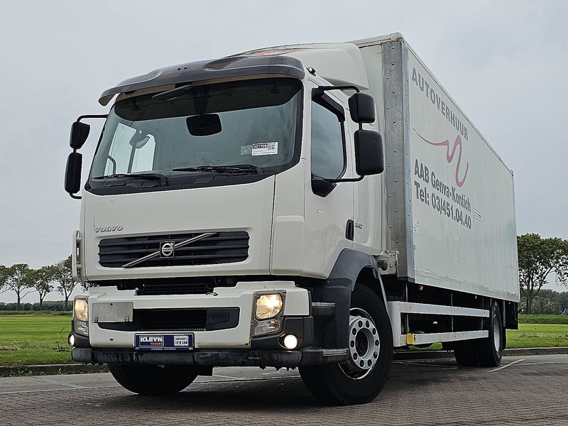 Volvo FL 240.12 - Camion fourgon: photos 1 Volvo FL 240.12 - Camion fourgon: photos 1