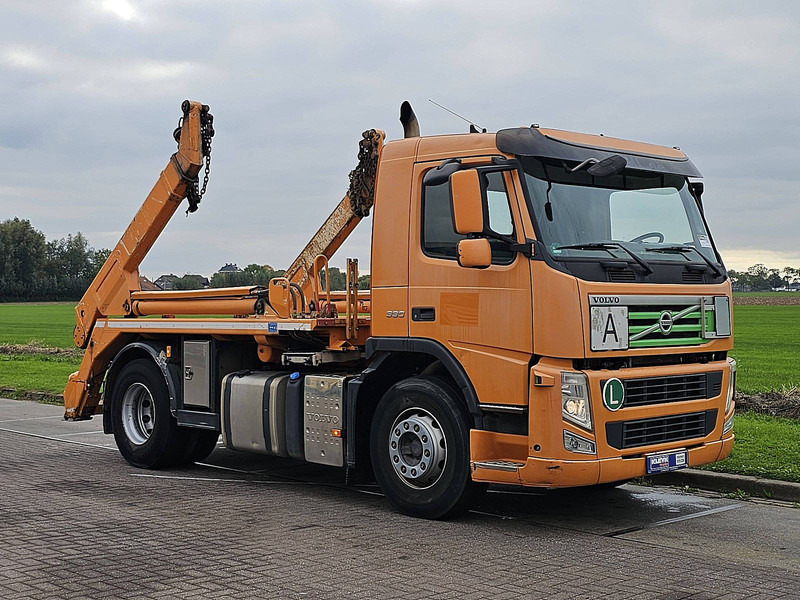 Volvo FM 330 - Camion multibenne: photos 5 Volvo FM 330 - Camion multibenne: photos 5