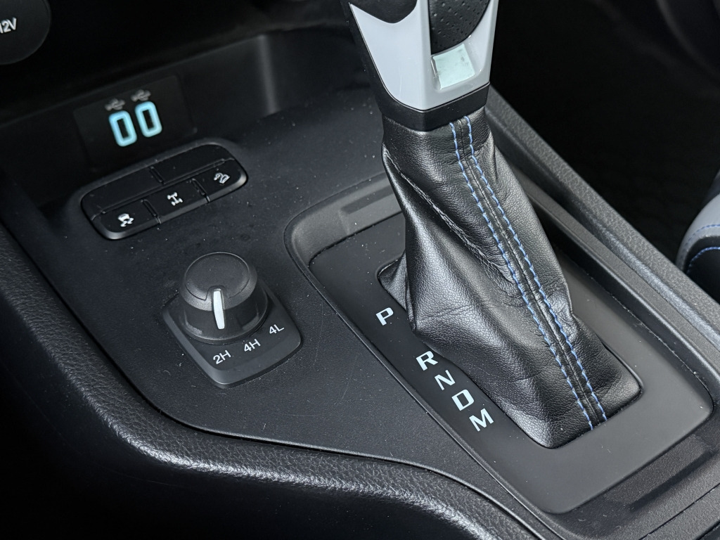 Ford Ranger 2.0L Ecoblue Raptor DoKa 4x4 Standheizung - SUV: photos 2 Ford Ranger 2.0L Ecoblue Raptor DoKa 4x4 Standheizung - SUV: photos 2