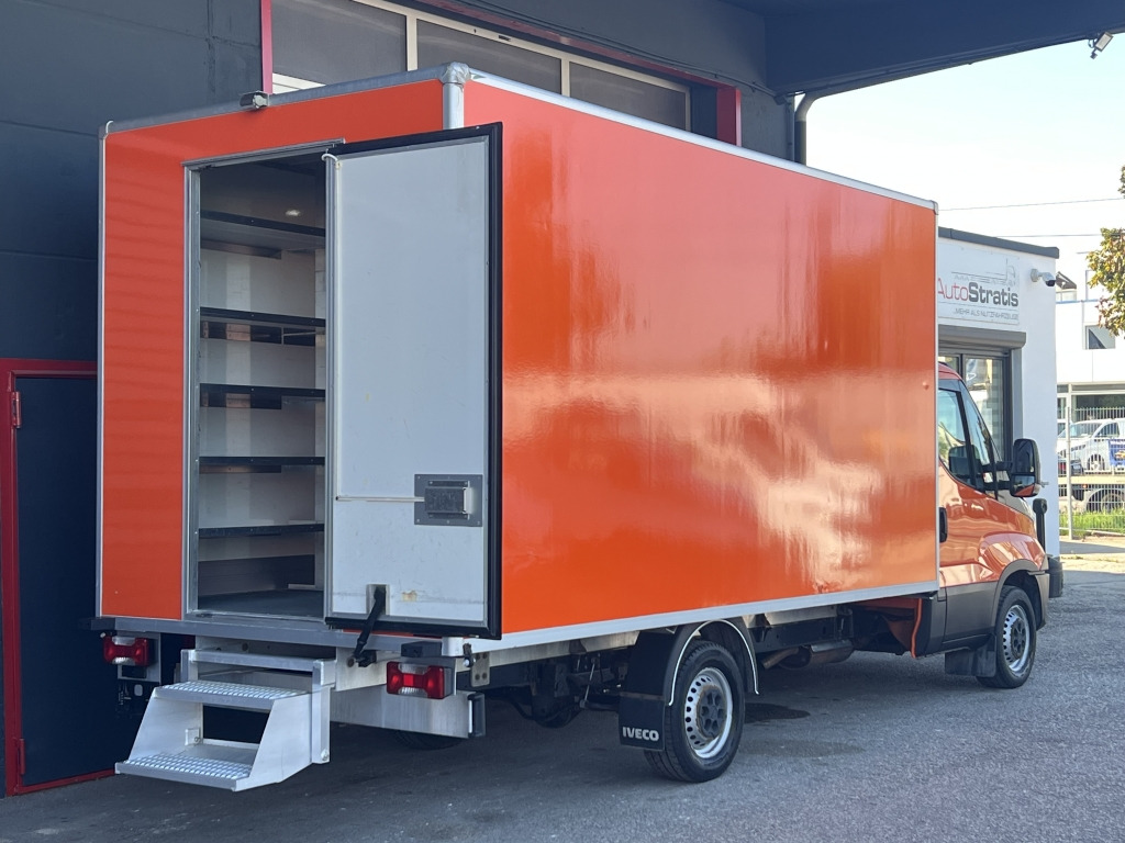 Iveco Daily 35S14 Thermokoffer 4,35m Klima Automatik!! - Fourgon grand volume: photos 5 Iveco Daily 35S14 Thermokoffer 4,35m Klima Automatik!! - Fourgon grand volume: photos 5