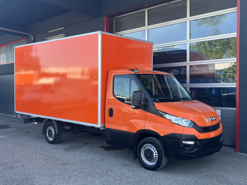 Iveco Daily 35S14 Thermokoffer 4,35m Klima Automatik!! - Fourgon grand volume: photos 1 Iveco Daily 35S14 Thermokoffer 4,35m Klima Automatik!! - Fourgon grand volume: photos 1