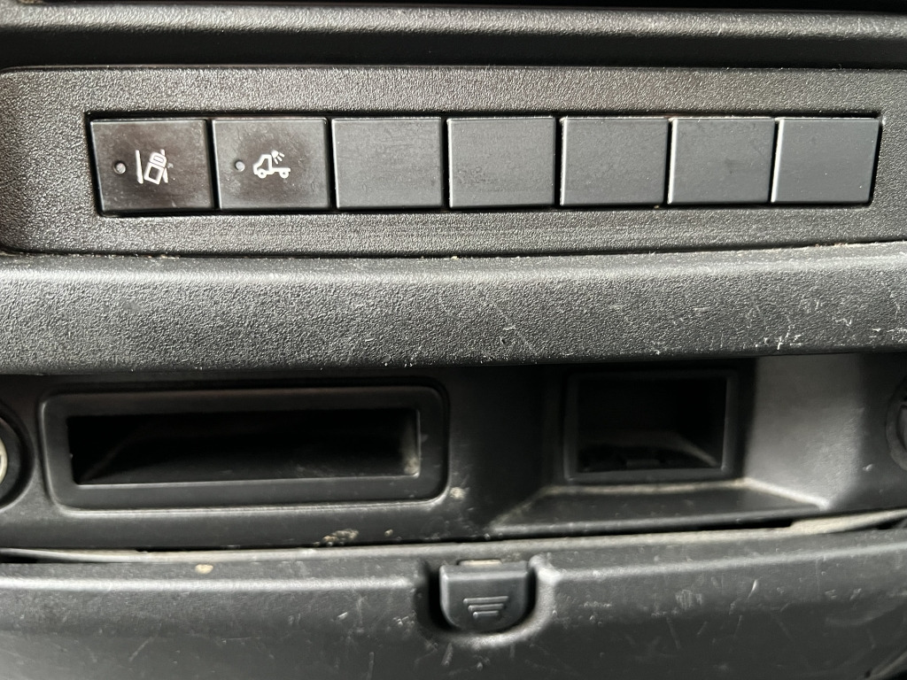Iveco Daily 70C18 72C18 Klimaaut. ThermoKing V-600 MAX - Utilitaire frigorifique: photos 2 Iveco Daily 70C18 72C18 Klimaaut. ThermoKing V-600 MAX - Utilitaire frigorifique: photos 2