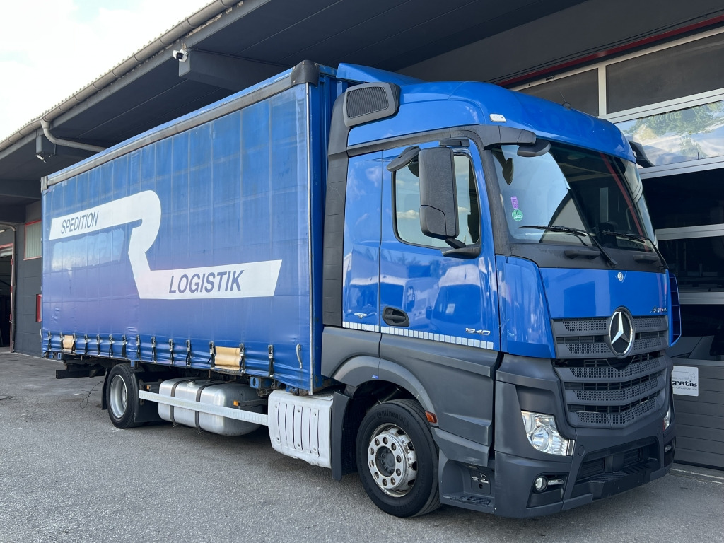 Mercedes-Benz Actros 1840 MEGA Jumbo Klima Reatarder ACC-Tempo - Camion à rideaux coulissants: photos 1 Mercedes-Benz Actros 1840 MEGA Jumbo Klima Reatarder ACC-Tempo - Camion à rideaux coulissants: photos 1