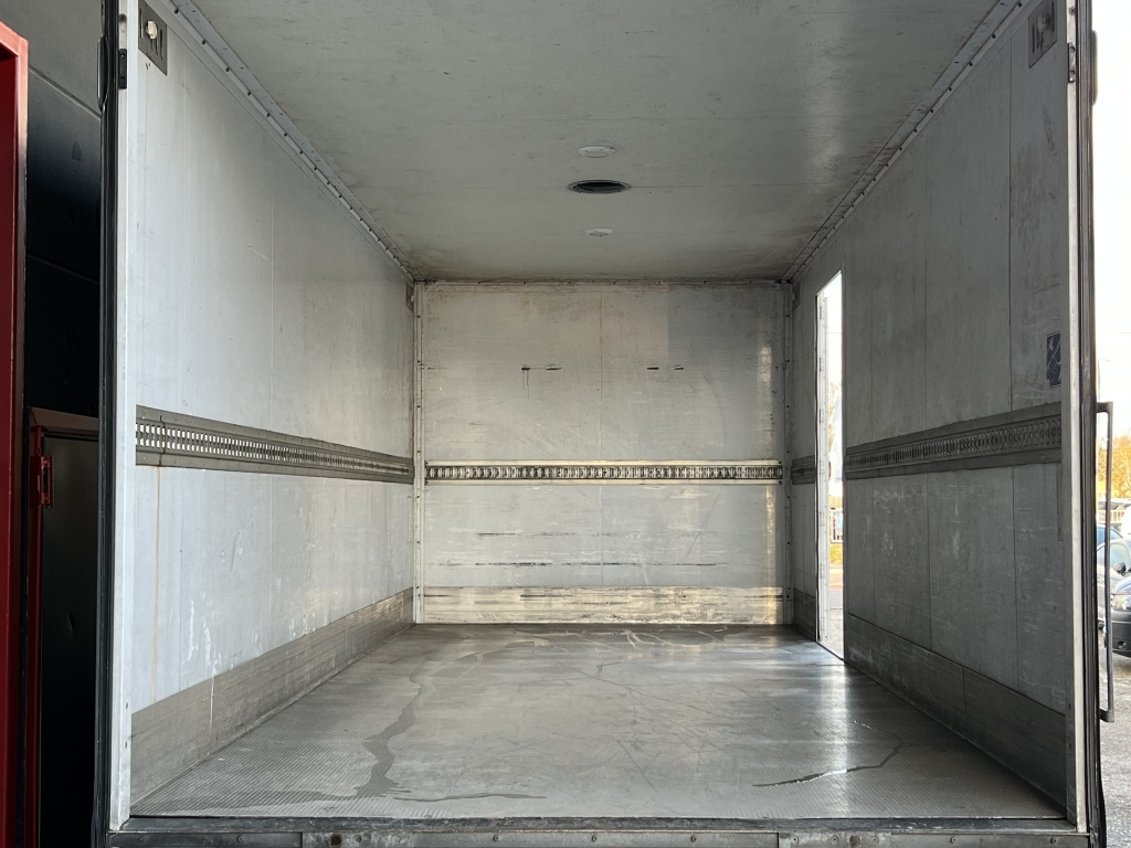 Mercedes-Benz Atego 816 LBW 1.000KG orig. 278.000km Start Stop - Fourgon grand volume: photos 4 Mercedes-Benz Atego 816 LBW 1.000KG orig. 278.000km Start Stop - Fourgon grand volume: photos 4