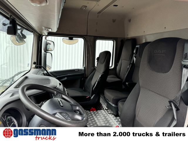 DAF XF 410 FA 4x2, Fahrschule, 2x AHK, 6 Sitze - Camion plateau: photos 3 DAF XF 410 FA 4x2, Fahrschule, 2x AHK, 6 Sitze - Camion plateau: photos 3
