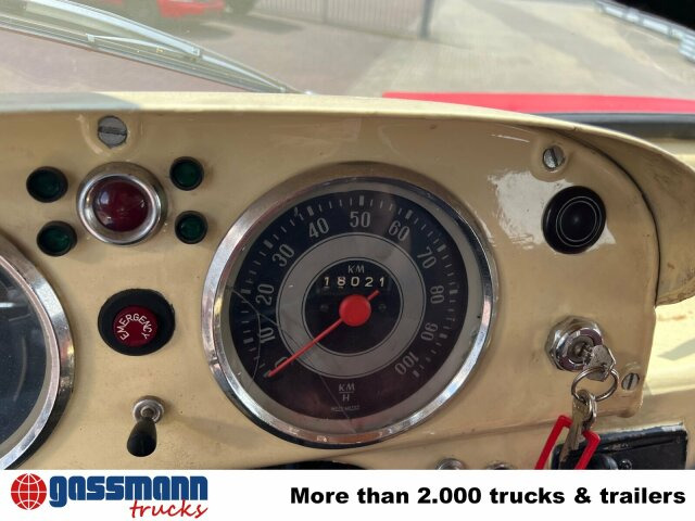 Ford FK 2500 4x2 LF8 Feuerwehr - Camion de pompier: photos 3 Ford FK 2500 4x2 LF8 Feuerwehr - Camion de pompier: photos 3