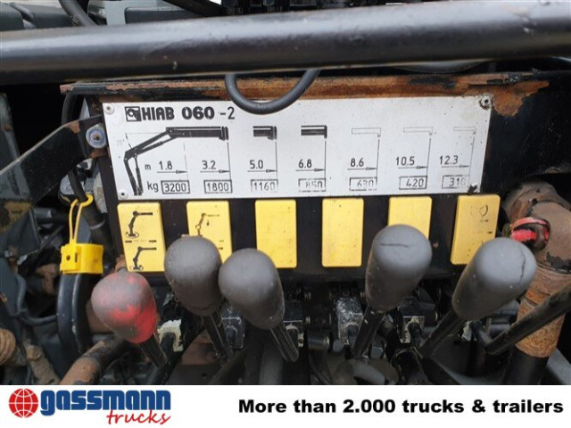 MAN 14.152 F 4x2 BB mit Kran Hiab 060-2 - Camion ampliroll, Camion grue: photos 5 MAN 14.152 F 4x2 BB mit Kran Hiab 060-2 - Camion ampliroll, Camion grue: photos 5