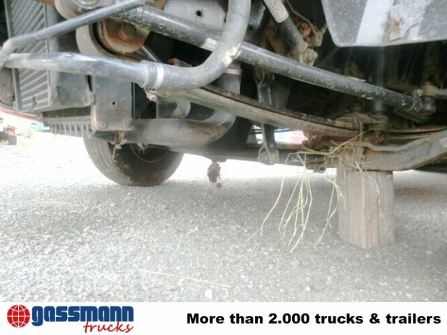 MAN L33 8.180 C 4x2, Unfallfahrzeug mit - Camion fourgon: photos 3 MAN L33 8.180 C 4x2, Unfallfahrzeug mit - Camion fourgon: photos 3