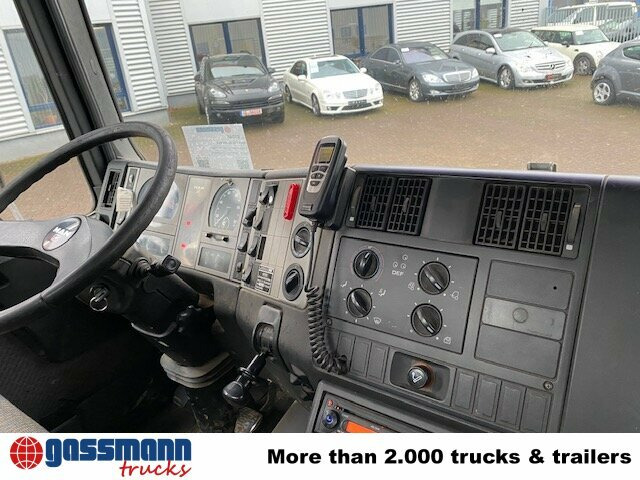 MAN T40 26.364/414 6x4, 6-Zylinder - Camion ampliroll: photos 2 MAN T40 26.364/414 6x4, 6-Zylinder - Camion ampliroll: photos 2