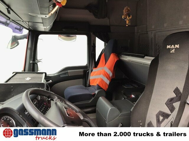 MAN TGA 26.440 6x2-2BL - Châssis cabine: photos 4 MAN TGA 26.440 6x2-2BL - Châssis cabine: photos 4