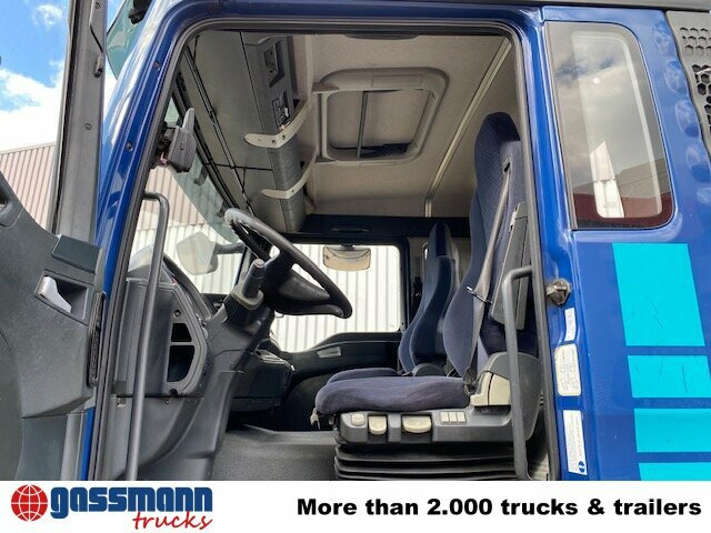 MAN TGA 35.480 8x4-4 BL, Lift-/Lenkachse - Châssis cabine: photos 3 MAN TGA 35.480 8x4-4 BL, Lift-/Lenkachse - Châssis cabine: photos 3