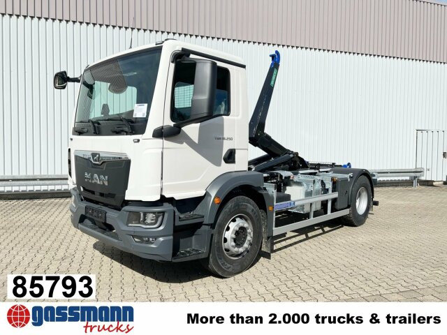 MAN TGM 18.250/340 4x2 BL CH, Funk - Camion ampliroll: photos 1 MAN TGM 18.250/340 4x2 BL CH, Funk - Camion ampliroll: photos 1