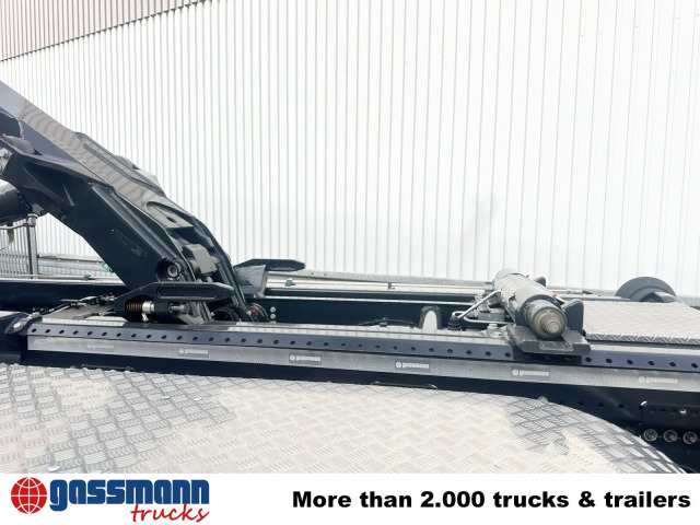 MAN TGS 35.480 8X4 BL, Intarder, Kran HMF 3220-K6, - Camion ampliroll, Camion grue: photos 5 MAN TGS 35.480 8X4 BL, Intarder, Kran HMF 3220-K6, - Camion ampliroll, Camion grue: photos 5