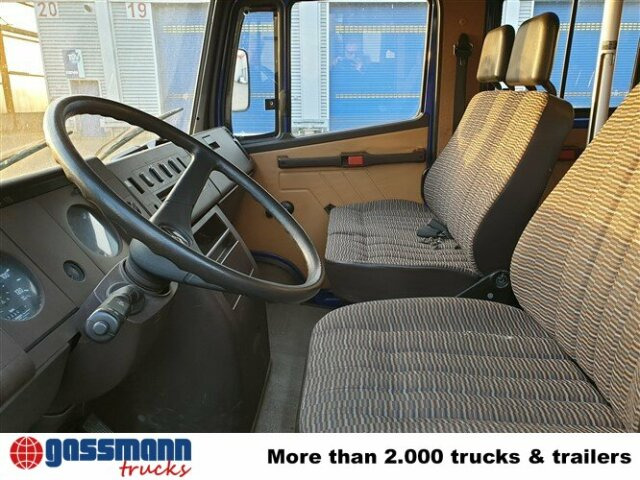 Mercedes-Benz 508 D 4x2 Doka, EX-THW - Camion plateau: photos 2 Mercedes-Benz 508 D 4x2 Doka, EX-THW - Camion plateau: photos 2