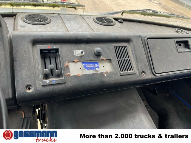Mercedes-Benz L 407 D 4x2 Doka, Ex-THW - Camion plateau: photos 2 Mercedes-Benz L 407 D 4x2 Doka, Ex-THW - Camion plateau: photos 2