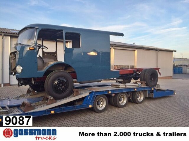 Mercedes-Benz LP710/32, Autotransporter - Camion porte-voitures: photos 1 Mercedes-Benz LP710/32, Autotransporter - Camion porte-voitures: photos 1