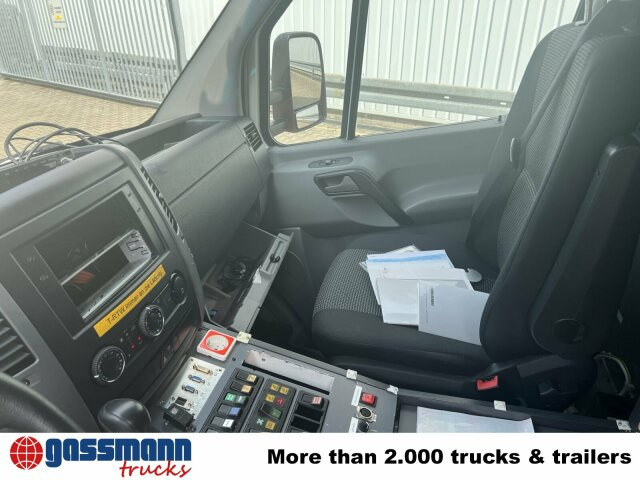 Mercedes-Benz Sprinter 516 CDI 4x2, Rettungswagen, Bi-Xenon - Fourgon utilitaire: photos 3 Mercedes-Benz Sprinter 516 CDI 4x2, Rettungswagen, Bi-Xenon - Fourgon utilitaire: photos 3