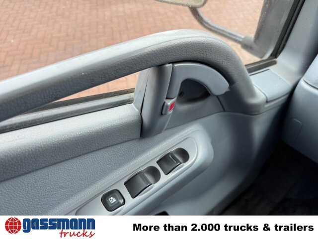 Mitsubishi Canter Fuso 7C18D 4x2 Doka, EEV, City-Abroller - Camion ampliroll: photos 5 Mitsubishi Canter Fuso 7C18D 4x2 Doka, EEV, City-Abroller - Camion ampliroll: photos 5