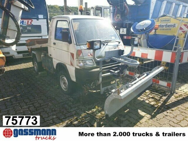 PFAU S 85 4x4 - Utilitaire benne: photos 1 PFAU S 85 4x4 - Utilitaire benne: photos 1