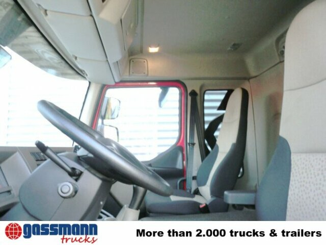 Renault Midlum 220 DXi 4x2 - Camion pour le transport de boissons: photos 2 Renault Midlum 220 DXi 4x2 - Camion pour le transport de boissons: photos 2