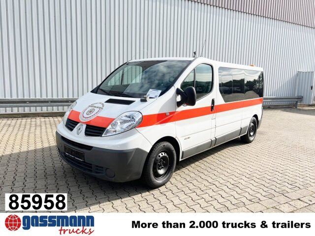 Renault Trafik 2.0 dCi115 4x2, Krankentransporter - Ambulance: photos 1 Renault Trafik 2.0 dCi115 4x2, Krankentransporter - Ambulance: photos 1