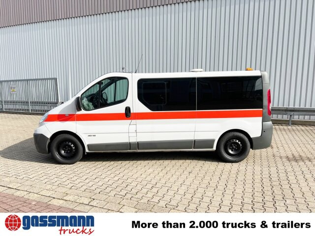 Renault Trafik 2.0 dCi115 4x2, Krankentransporter - Ambulance: photos 4 Renault Trafik 2.0 dCi115 4x2, Krankentransporter - Ambulance: photos 4