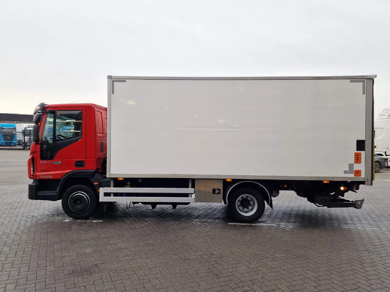 Iveco EuroCargo 120 210 - Isotherm box - Zepro loadlift - Low KM - Airco - Camera - Camion fourgon: photos 4 Iveco EuroCargo 120 210 - Isotherm box - Zepro loadlift - Low KM - Airco - Camera - Camion fourgon: photos 4
