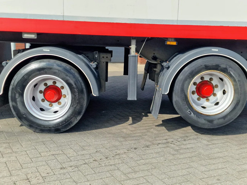 KEL-BERG Box trailer - Zepro loadlift 2.500 KG - Steering axle - crédit-bail KEL-BERG Box trailer - Zepro loadlift 2.500 KG - Steering axle: photos 13 KEL-BERG Box trailer - Zepro loadlift 2.500 KG - Steering axle - crédit-bail KEL-BERG Box trailer - Zepro loadlift 2.500 KG - Steering axle: photos 13