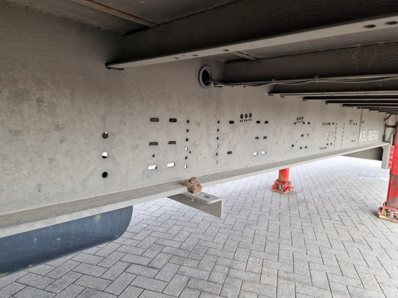 KEL-BERG Box trailer - Zepro loadlift 2.500 KG - Steering axle - crédit-bail KEL-BERG Box trailer - Zepro loadlift 2.500 KG - Steering axle: photos 18 KEL-BERG Box trailer - Zepro loadlift 2.500 KG - Steering axle - crédit-bail KEL-BERG Box trailer - Zepro loadlift 2.500 KG - Steering axle: photos 18