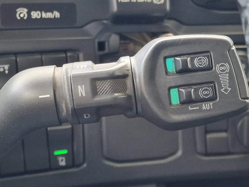 Scania R500 NGS 6x2 - Chassis - 4.95 WB - Loadlift - Retarder - Full air - Navi - Led - crédit-bail Scania R500 NGS 6x2 - Chassis - 4.95 WB - Loadlift - Retarder - Full air - Navi - Led: photos 17 Scania R500 NGS 6x2 - Chassis - 4.95 WB - Loadlift - Retarder - Full air - Navi - Led - crédit-bail Scania R500 NGS 6x2 - Chassis - 4.95 WB - Loadlift - Retarder - Full air - Navi - Led: photos 17