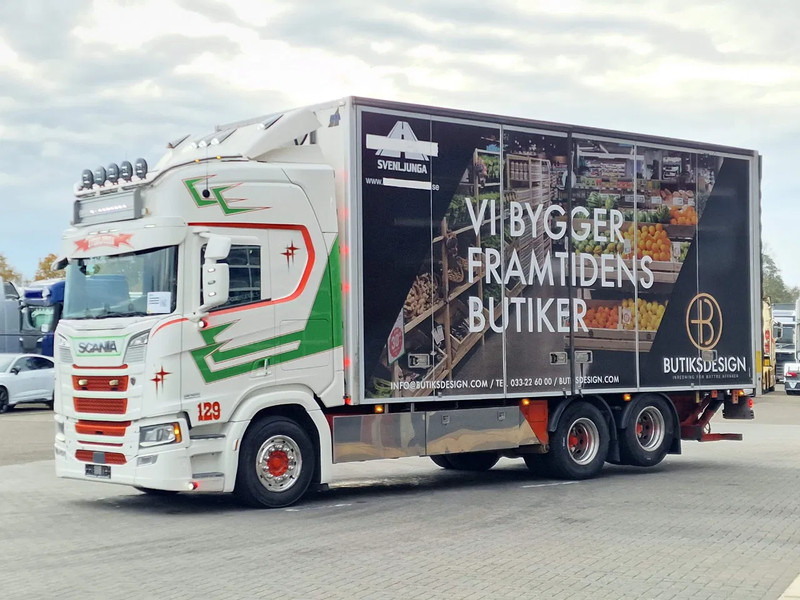 Scania R580 V8 NGS Highline 6x2 - Box with sidedoors - Loadlift - Retarder - Full air - 475 wb - Camion fourgon: photos 3 Scania R580 V8 NGS Highline 6x2 - Box with sidedoors - Loadlift - Retarder - Full air - 475 wb - Camion fourgon: photos 3