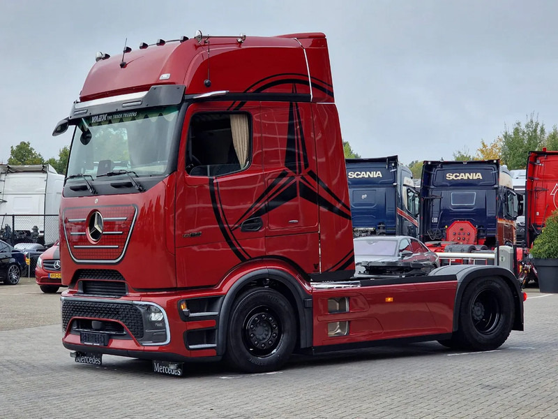 Mercedes-Benz Actros 1863 Pro Cab, Full Air, Retarder, Giga space, Style line, NEW, "Buffl interior" - Tracteur routier: photos 3 Mercedes-Benz Actros 1863 Pro Cab, Full Air, Retarder, Giga space, Style line, NEW, "Buffl interior" - Tracteur routier: photos 3