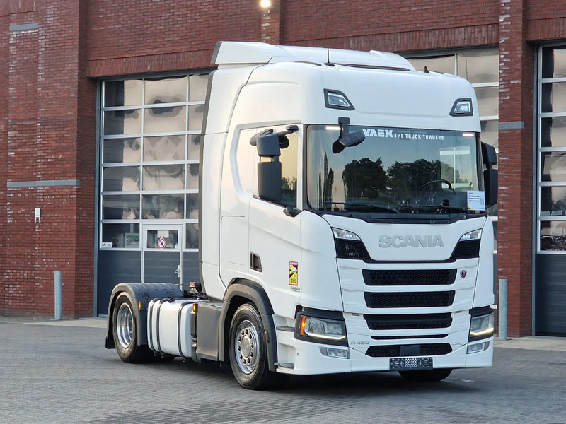 Scania R450 NGS Highline 4x2 - Retarder - Full air - Led - Navi - 2x tank - Tracteur routier: photos 1 Scania R450 NGS Highline 4x2 - Retarder - Full air - Led - Navi - 2x tank - Tracteur routier: photos 1