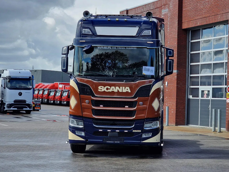Scania R500 NGS Highline 6x2 - PTO/Hydraulic - Custom interior - Full air - 2.95 WB - Tracteur routier: photos 2 Scania R500 NGS Highline 6x2 - PTO/Hydraulic - Custom interior - Full air - 2.95 WB - Tracteur routier: photos 2