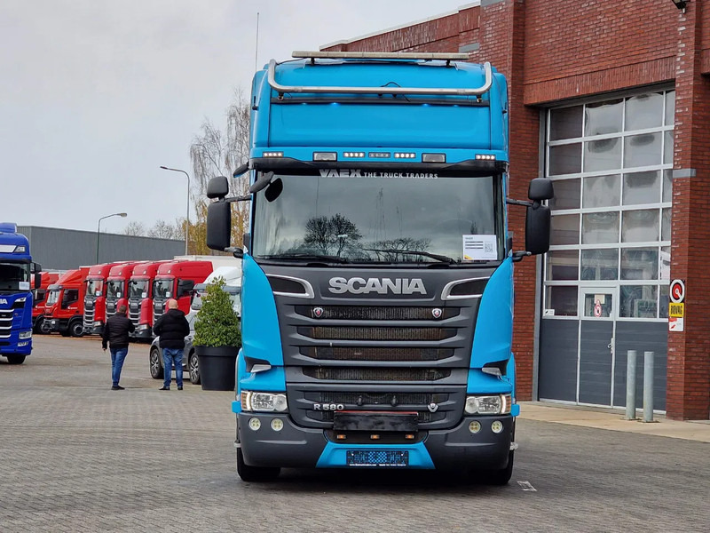 Scania R580 V8 Topline 6x2 - Retarder - Full air - 2x tank - Euro 6 - Tracteur routier: photos 2 Scania R580 V8 Topline 6x2 - Retarder - Full air - 2x tank - Euro 6 - Tracteur routier: photos 2