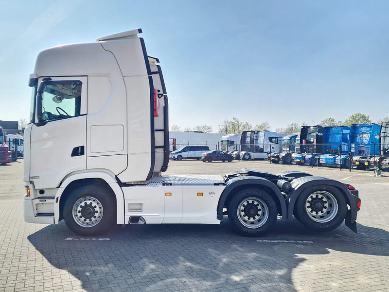 Scania S580 V8 NGS Highline 6x2 - Retarder - Full air - 3.15 WB - Navi - Led - Tracteur routier: photos 4 Scania S580 V8 NGS Highline 6x2 - Retarder - Full air - 3.15 WB - Navi - Led - Tracteur routier: photos 4