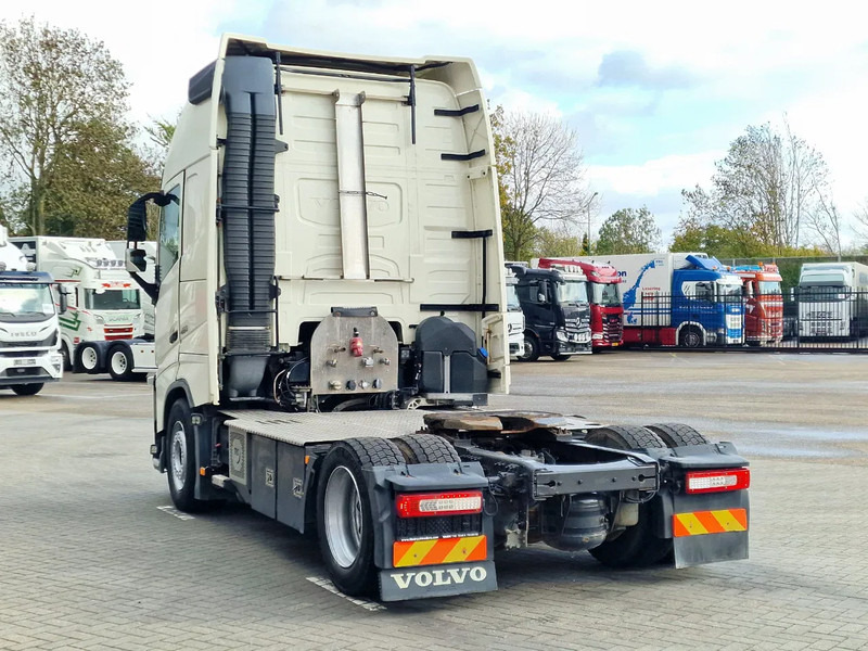 Volvo FH 13.460 Globetrotter XL - PTO/Hydraulic - I parkcool - Full air - TV - Fridge - Tracteur routier: photos 5 Volvo FH 13.460 Globetrotter XL - PTO/Hydraulic - I parkcool - Full air - TV - Fridge - Tracteur routier: photos 5