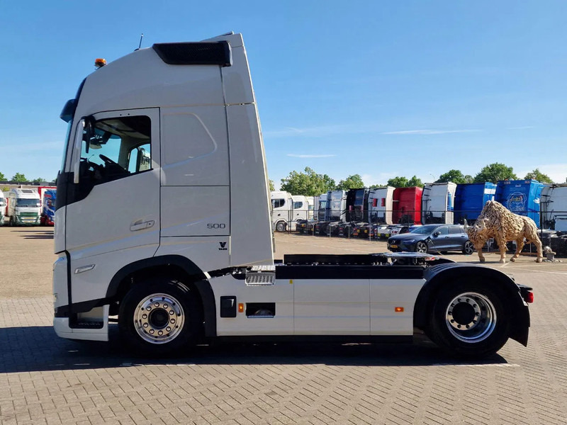 Volvo FH 13.500 Globetrotter XL 4x2 - NEW - Full spec - I parkcool - Full air - - Tracteur routier: photos 4 Volvo FH 13.500 Globetrotter XL 4x2 - NEW - Full spec - I parkcool - Full air - - Tracteur routier: photos 4