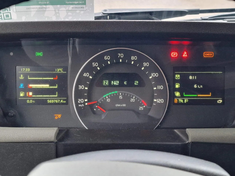 Camion porte-conteneur/ Caisse mobile Volvo FH 13.540 Globetrotter 6x2 - BDF - Loadlift - Full air - I parkcool - 4.80 WB: photos 13 Camion porte-conteneur/ Caisse mobile Volvo FH 13.540 Globetrotter 6x2 - BDF - Loadlift - Full air - I parkcool - 4.80 WB: photos 13