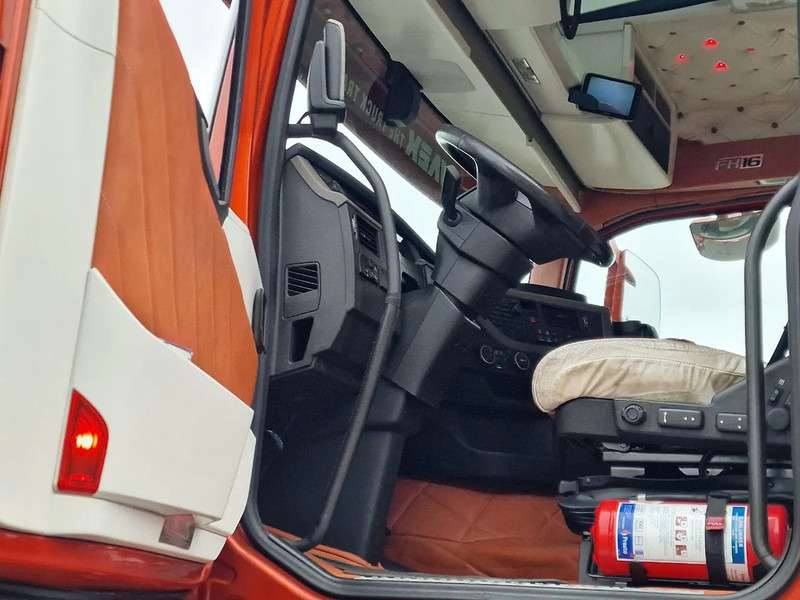 Camion grue Volvo FH 16.750 8x2*6 - Palfinger PK15002 Crane/Grua - Show truck + Trailer -: photos 9 Camion grue Volvo FH 16.750 8x2*6 - Palfinger PK15002 Crane/Grua - Show truck + Trailer -: photos 9