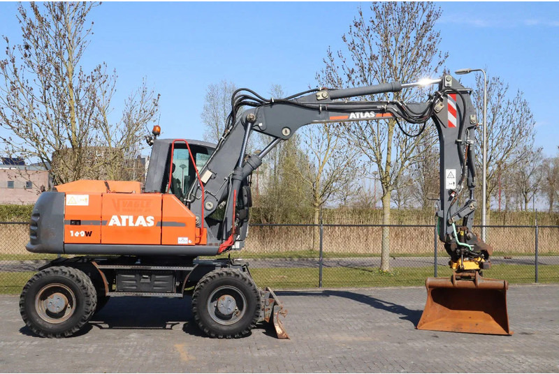 Atlas 160W | ENGCON | BUCKET | DOZERBLADE | 2-PIECE BOOM - Pelle sur pneus: photos 4 Atlas 160W | ENGCON | BUCKET | DOZERBLADE | 2-PIECE BOOM - Pelle sur pneus: photos 4
