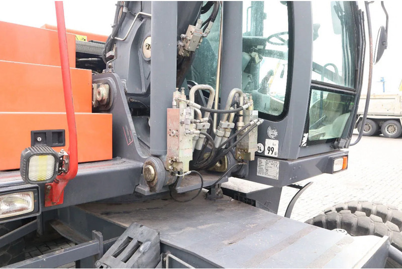 Atlas 160W | ROTOTILT | GRIPPER | BUCKET | DOZER BLADE - crédit-bail Atlas 160W | ROTOTILT | GRIPPER | BUCKET | DOZER BLADE: photos 12