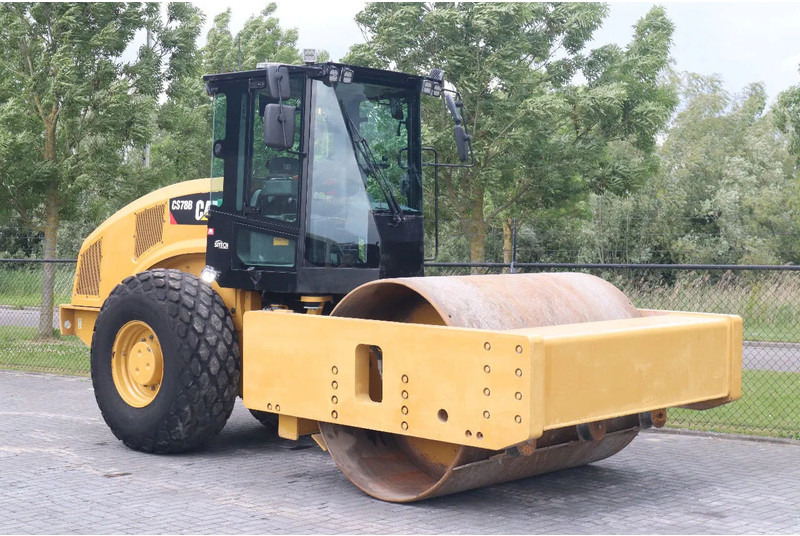 Caterpillar CS78B | TRIMBLE GPS | GOOD CONDITION - Compacteur: photos 5 Caterpillar CS78B | TRIMBLE GPS | GOOD CONDITION - Compacteur: photos 5